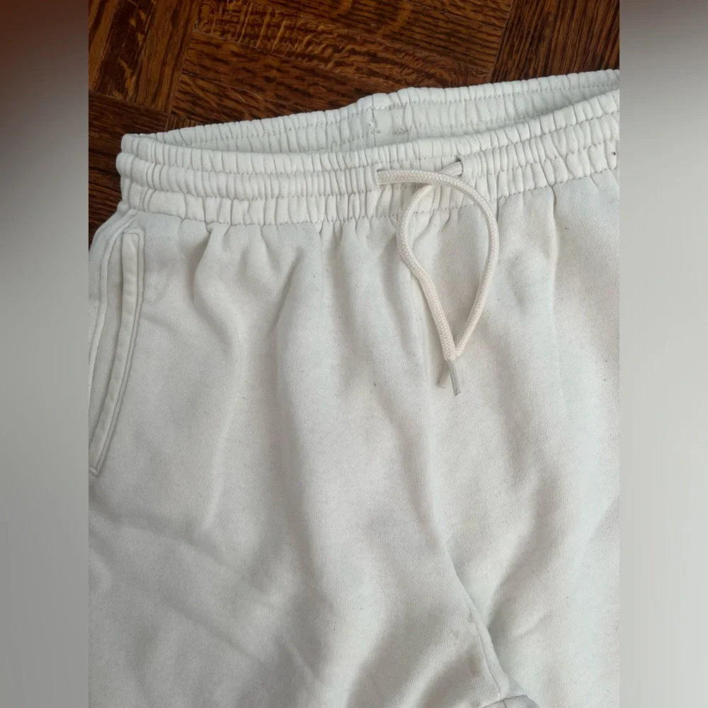 h&m cream sweatpants XS - Picture 3 of 4